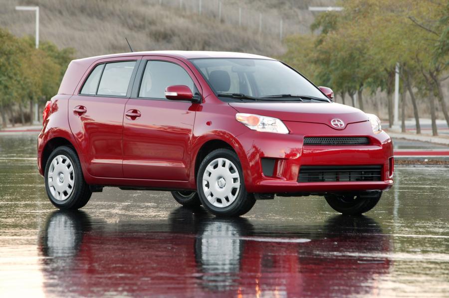  Scion xD 2007 года  (фото 99 из 113)